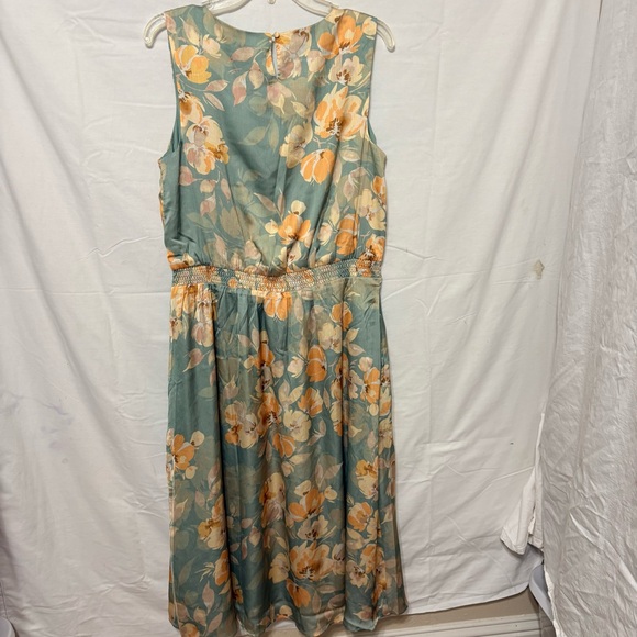 Coldwater Creek brand NWOT sleeveless floral lined dress. - Picture 3 of 10